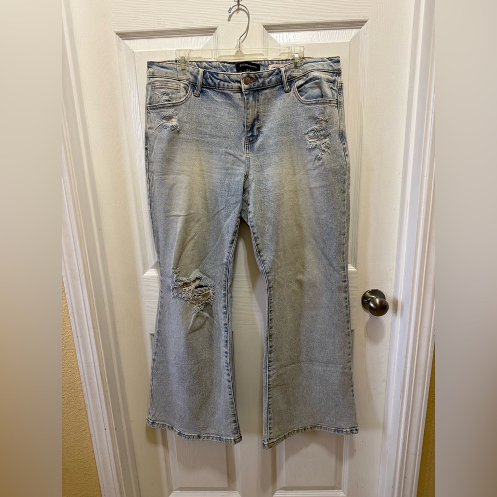 BCBGeneration Low Rise Baggy Flare Distressed Light Blue Women's Jeans